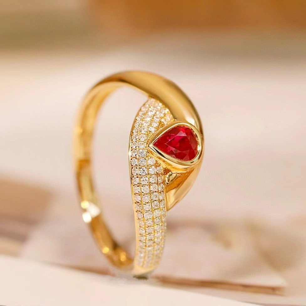 14k Gold 0.69 Ctw Natural Ruby & Diamond Ring: Ref:230937185 // gold content:14k gold // ring size:7. 25us // // main gemstone:ruby // shape:pear // carat weight:0. 53ct // color:pigeonblood red // treatment:natural // // adjacent gemstone 2 : dia