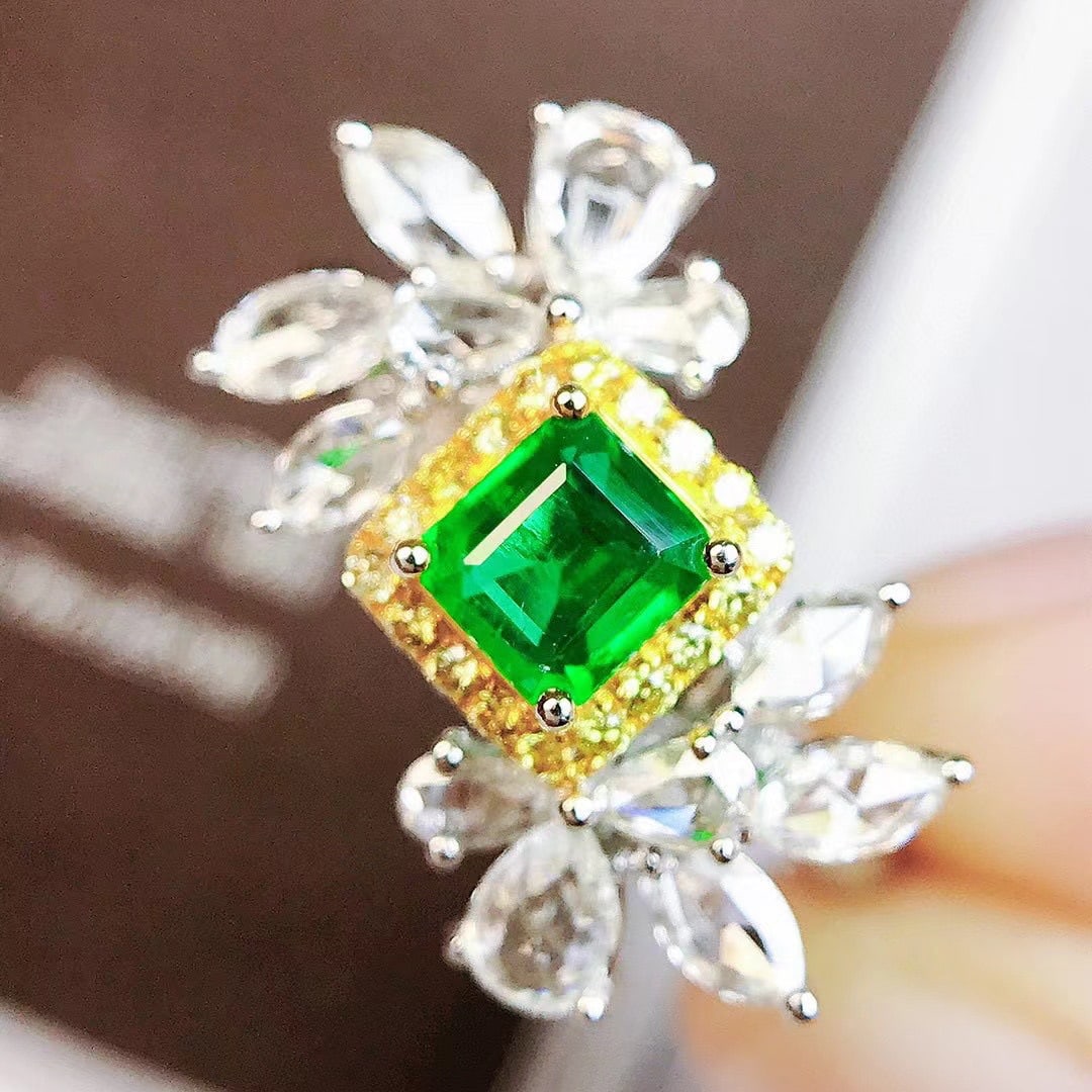 14k Gold 1.21 Ctw Vivid Green Natural Emerald & Diamond Ring: Ref:230937189 // gold content:14k gold // ring size:7. 25us // // main gemstone:emerald // shape:octagonal // carat weight:0. 47ct // color:vivid green // treatment:natural // // adjacent gemstone 2 :