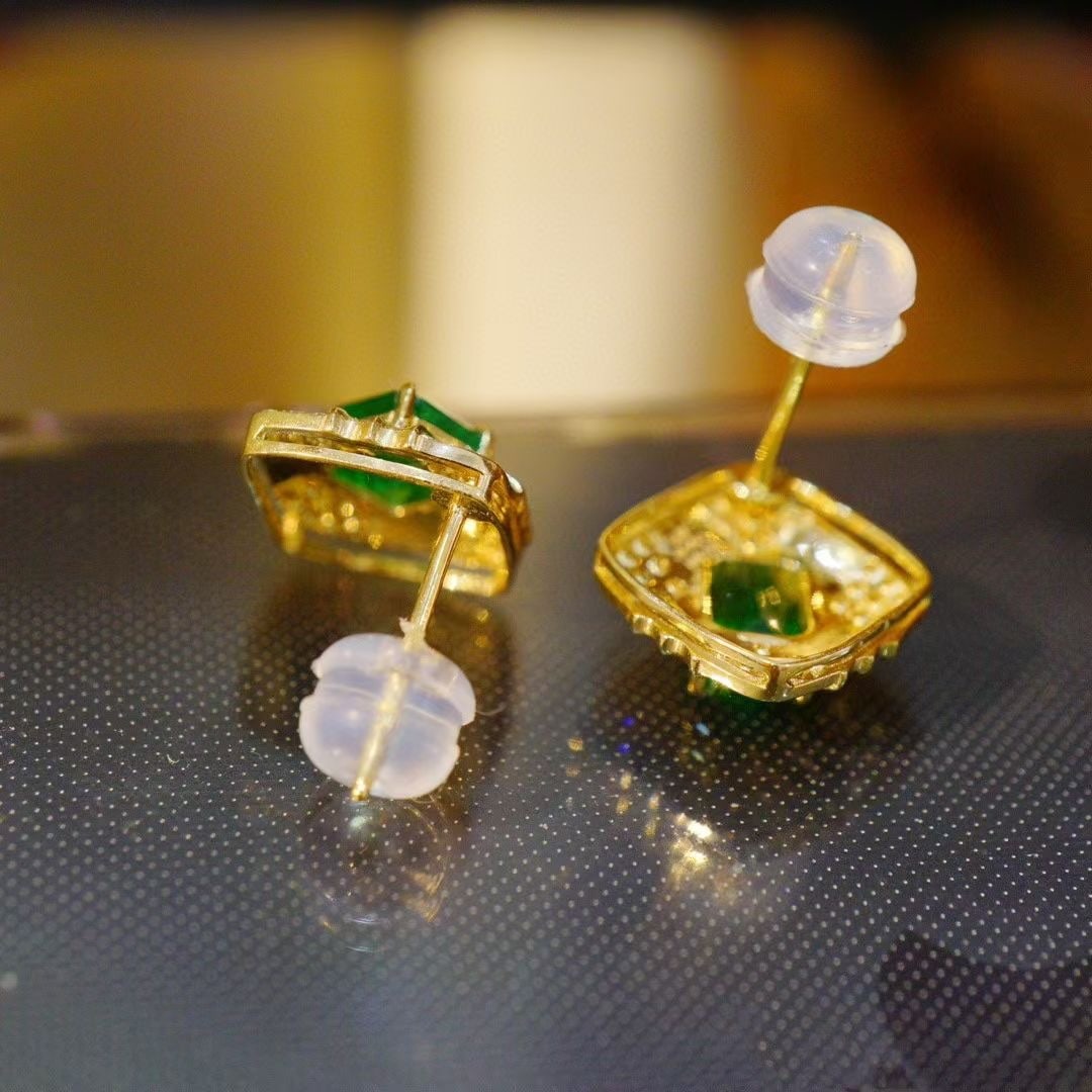 14k Gold 1.12 Ctw Vivid Green Natural Emerald & Diamond Earrings - 3