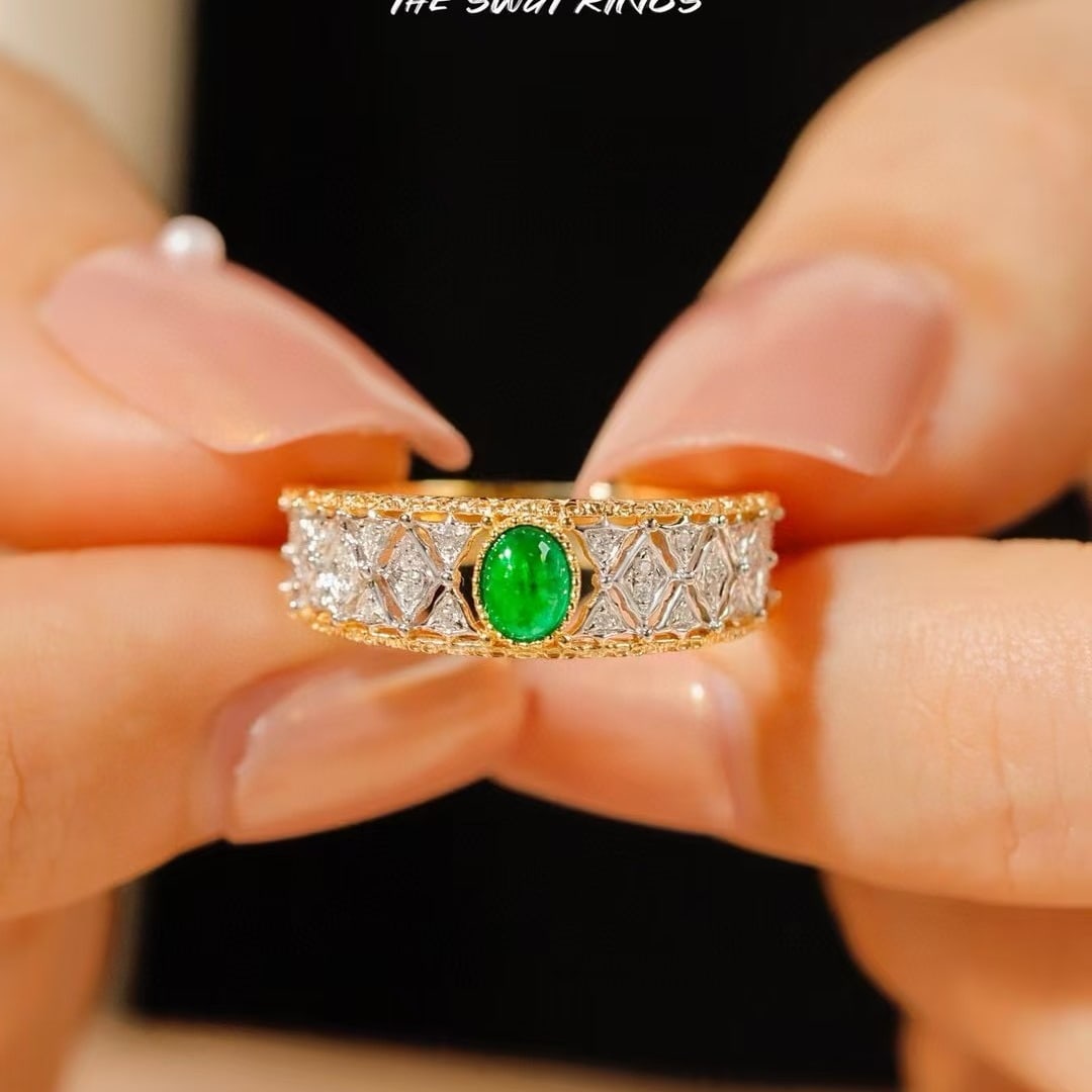 14k Gold 0.33 Ctw Vivid Green Natural Emerald & Diamond Ring - 2