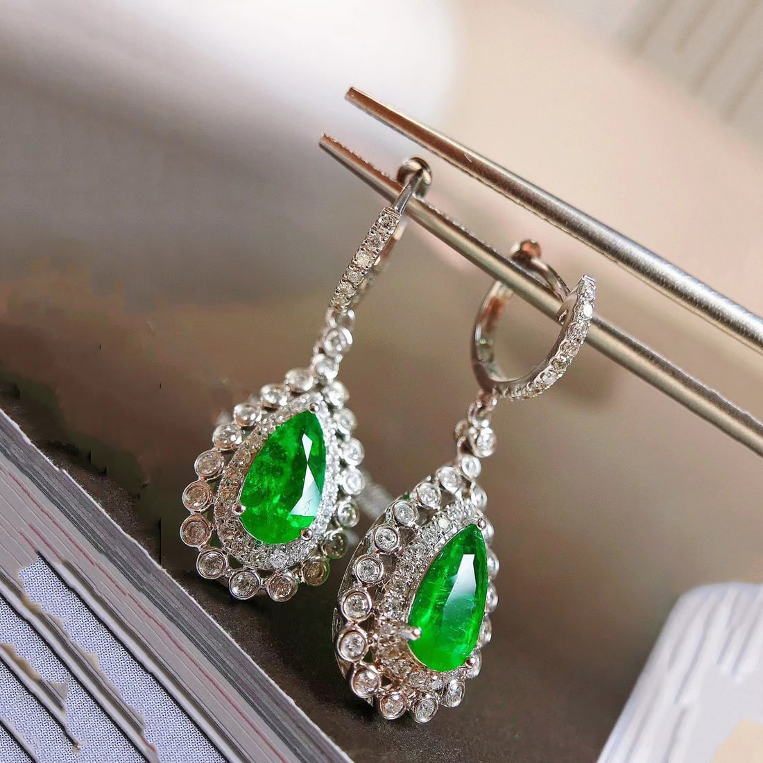 14k Gold 1.66 Ctw Vivid Green Natural Emerald & Diamond Earrings - 4
