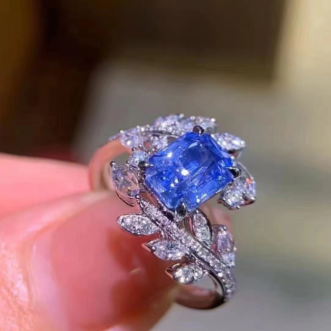 14k Gold 2.2 Ct Natural Sapphire & Diamond Ring - 2