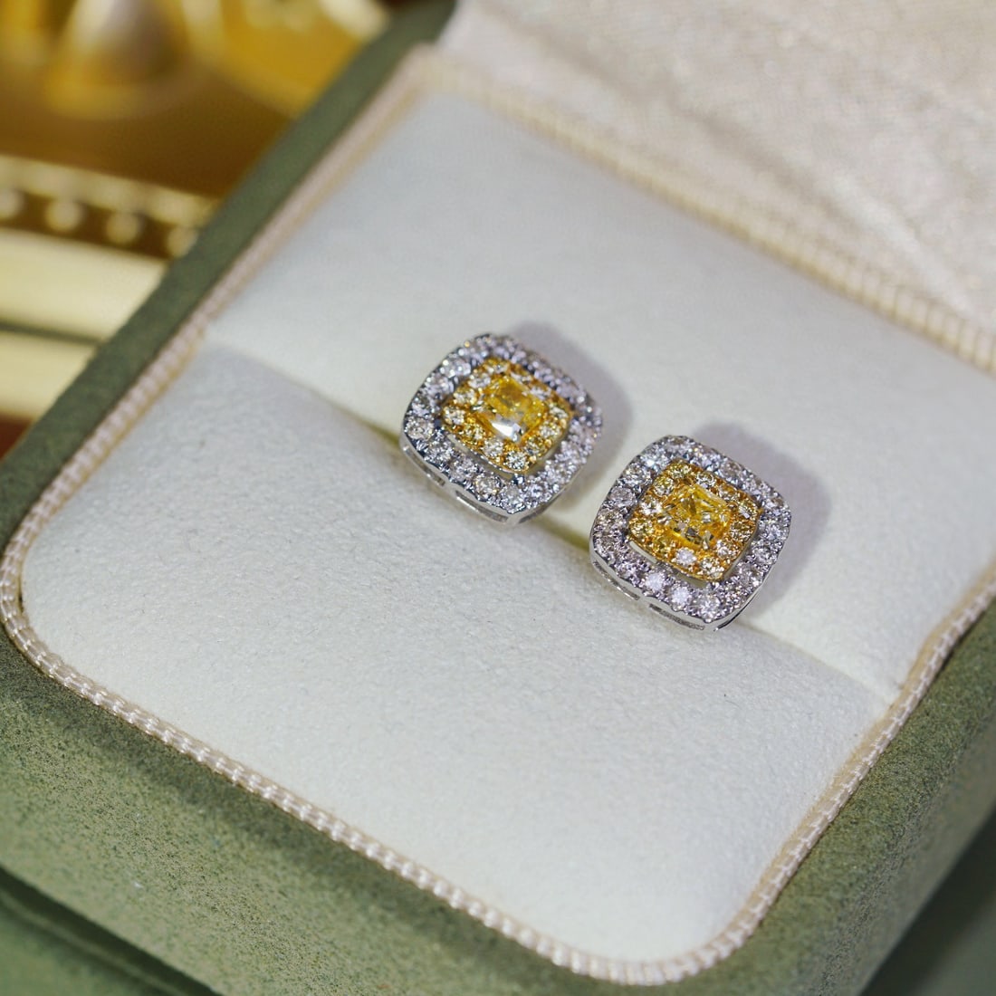 14k Gold 1.00 Ct Natural Color Diamond Earrings - 2