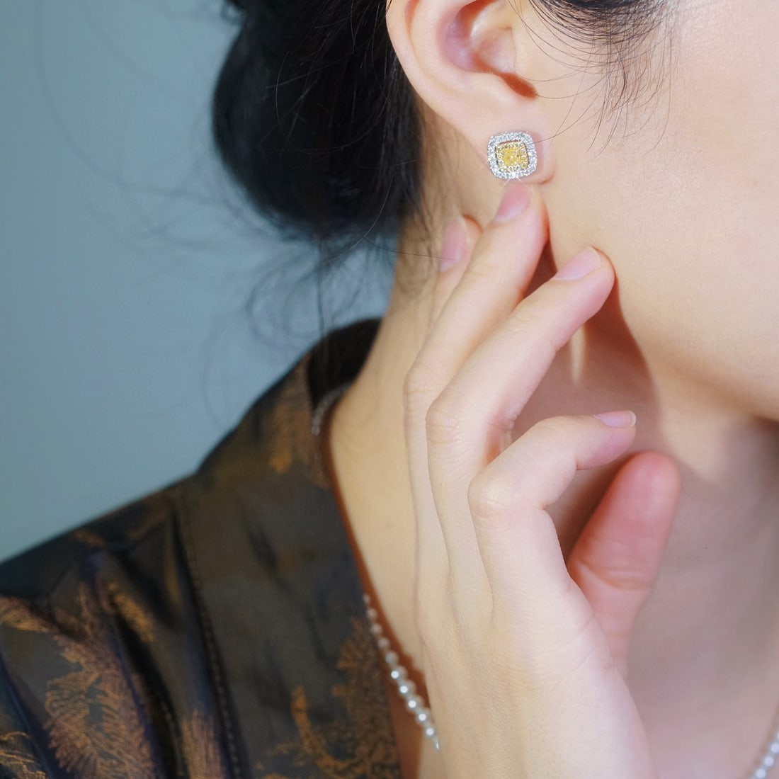 14k Gold 1.00 Ct Natural Color Diamond Earrings - 5