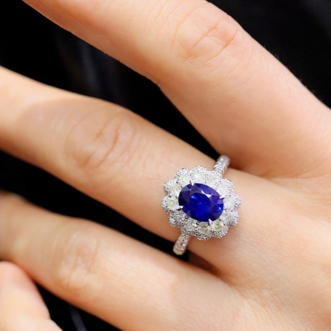 14k Gold 2.45 Ctw Natural Sapphire & Diamond Ring - 3