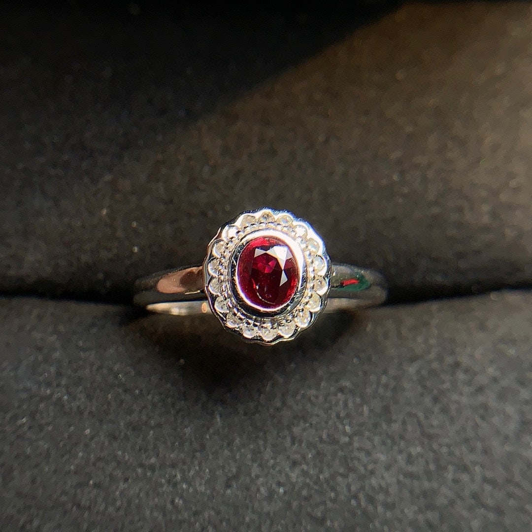 14k Gold 0.41 Ctw Natural Ruby & Diamond Ring: Ref:230937226 // gold content:14k gold // ring size:7. 25us // // main gemstone:ruby // shape:oval // carat weight:0. 32ct // color:red // treatment:natural // // adjacent gemstone 2 : diamond // numb