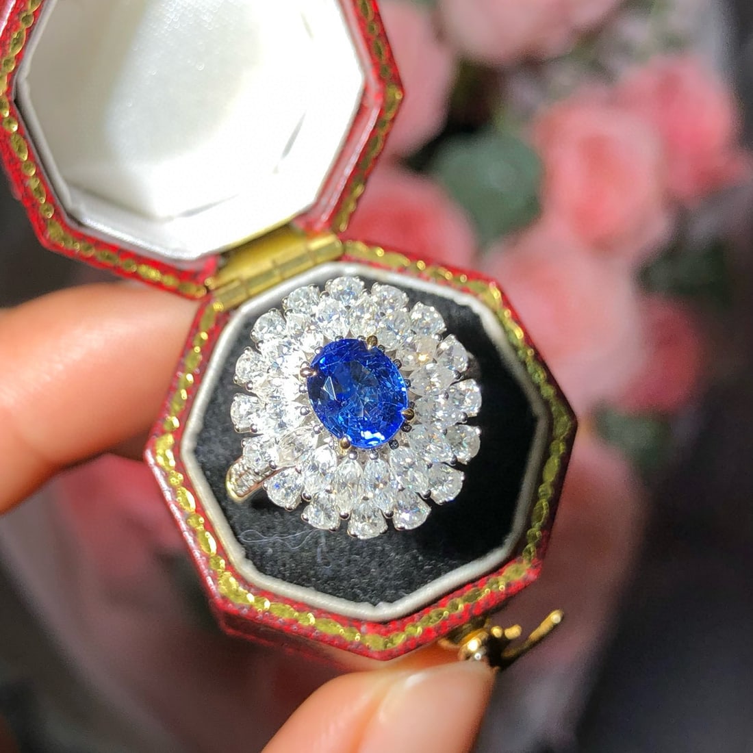 14k Gold 1.34 Ctw Natural Sapphire & Diamond Ring: Ref:230937247 // gold content:14k gold // ring size:7. 25us // // main gemstone:sapphire // shape:oval // carat weight:1. 25ct // color:blue // treatment:natural // // adjacent gemstone 2 :
