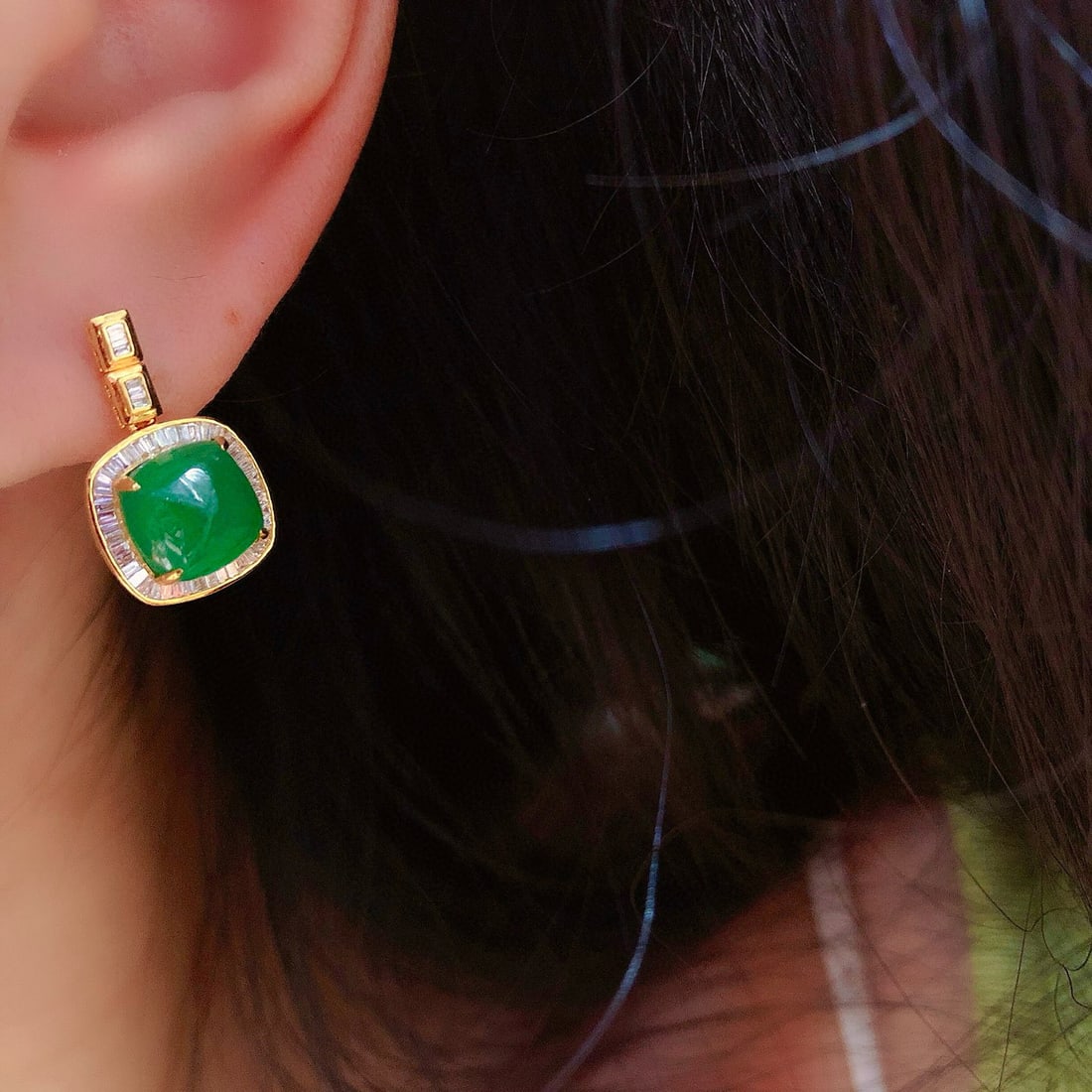 14k Gold 5.88 Ct Vivid Green Natural Emerald & Diamond Earrings - 5