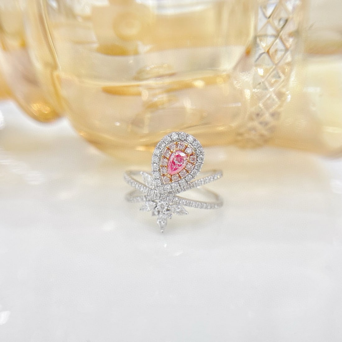 14k Gold 0.79 Ctw Natural Pink Diamond & Diamond Ring: Ref:230938003 // gold content:14k gold // ring size:7. 25us // // main gemstone:pink diamond // shape:pear // carat weight:0. 15ct // color:pink // treatment:natural // // adjacent gemstone 2 :