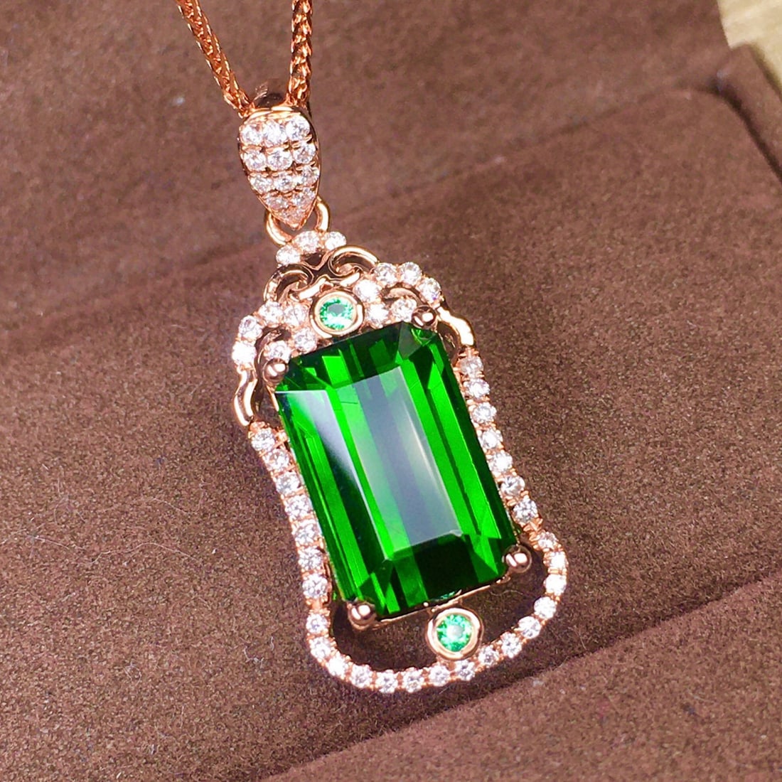 14k Gold 4.1 Ct Natural Tourmaline & Diamond Pendant( Without Chain ) - 6