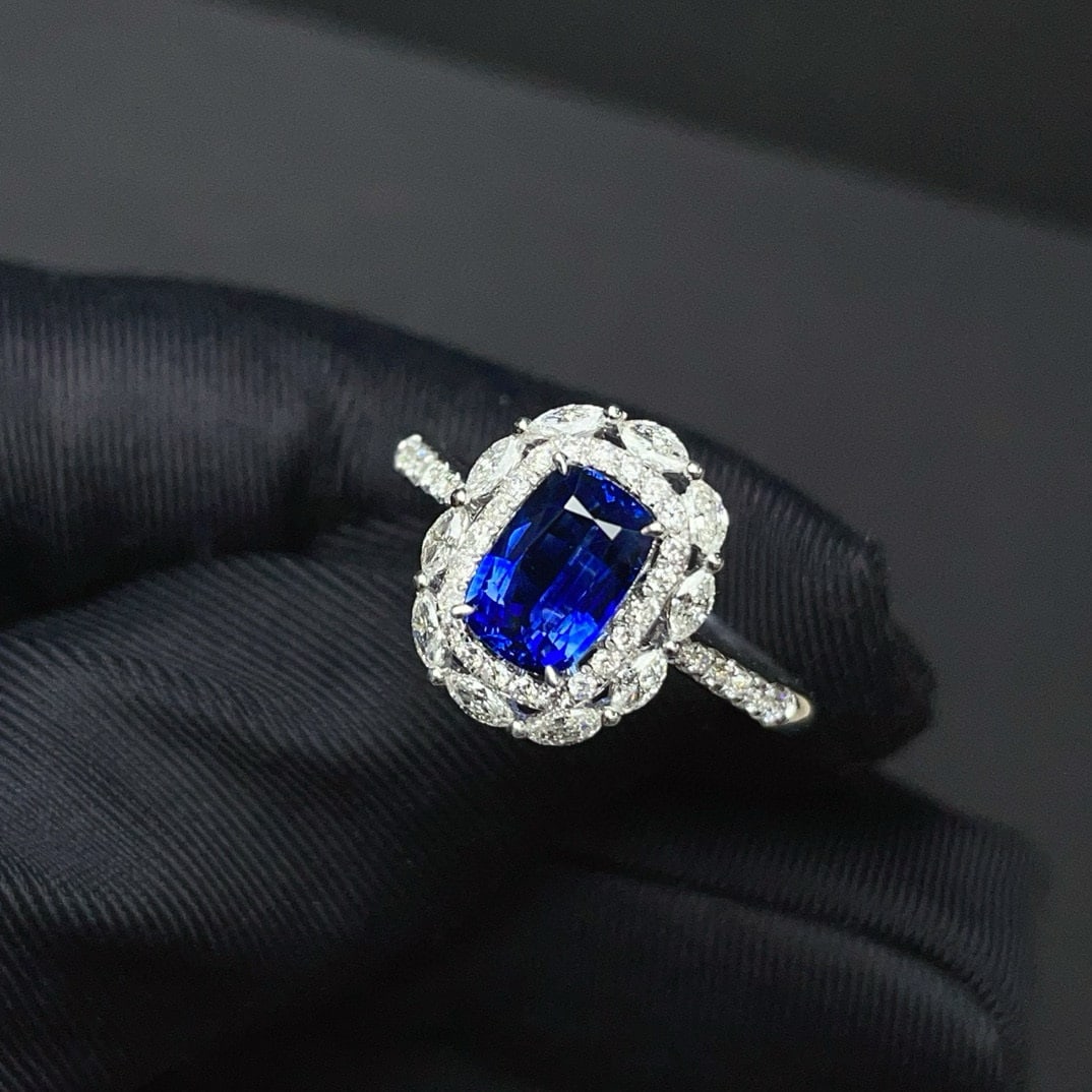 14k Gold 1.45 Ct Natural Sapphire & Diamond Ring - 2