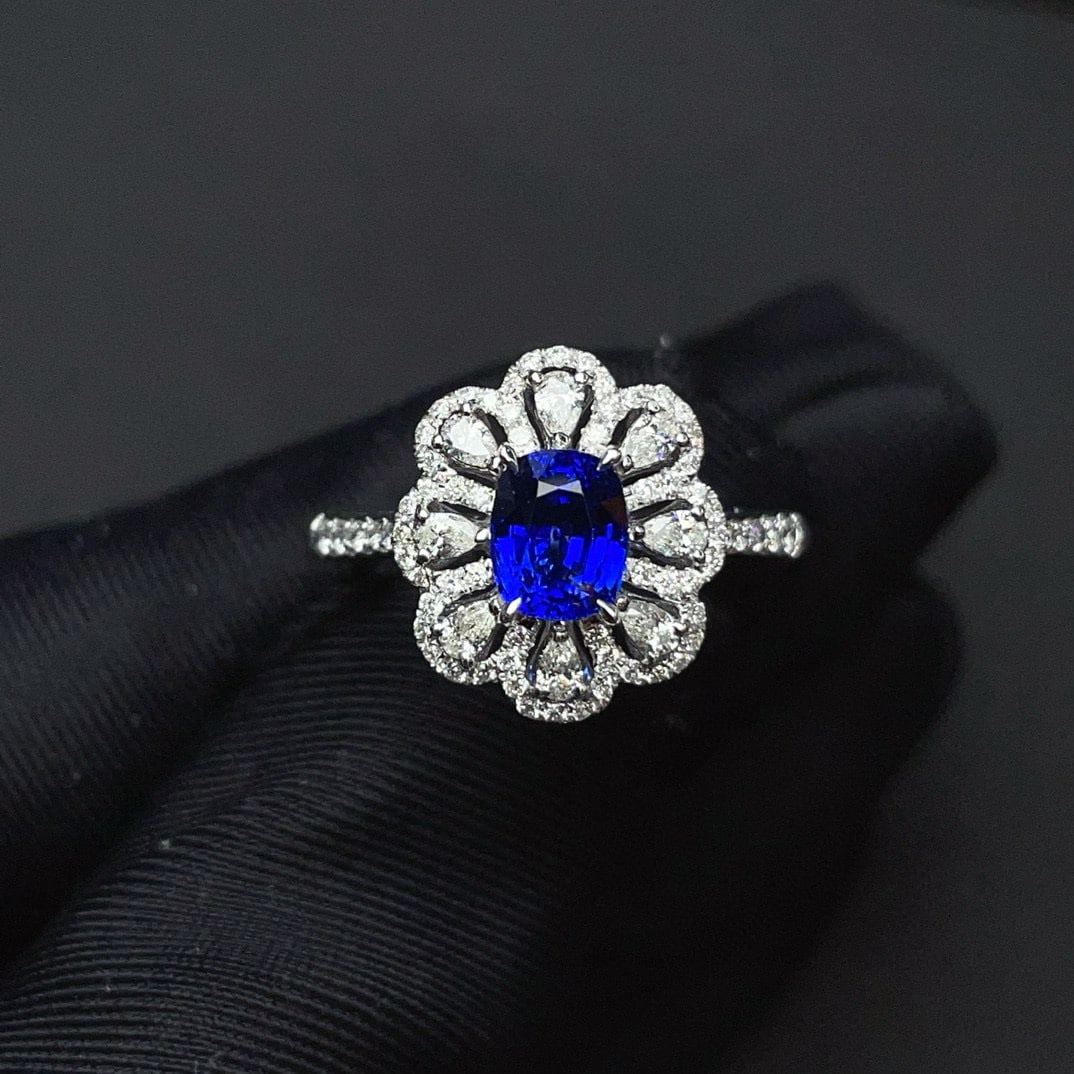 14k Gold 1.33 Ct Natural Sapphire & Diamond Ring: Ref:230938016 // gold content:14k gold // ring size:7. 25us // // main gemstone:sapphire // shape:cushion // carat weight:1. 33ct // color:royal blue // treatment:natural // // adjacent gemstone 2