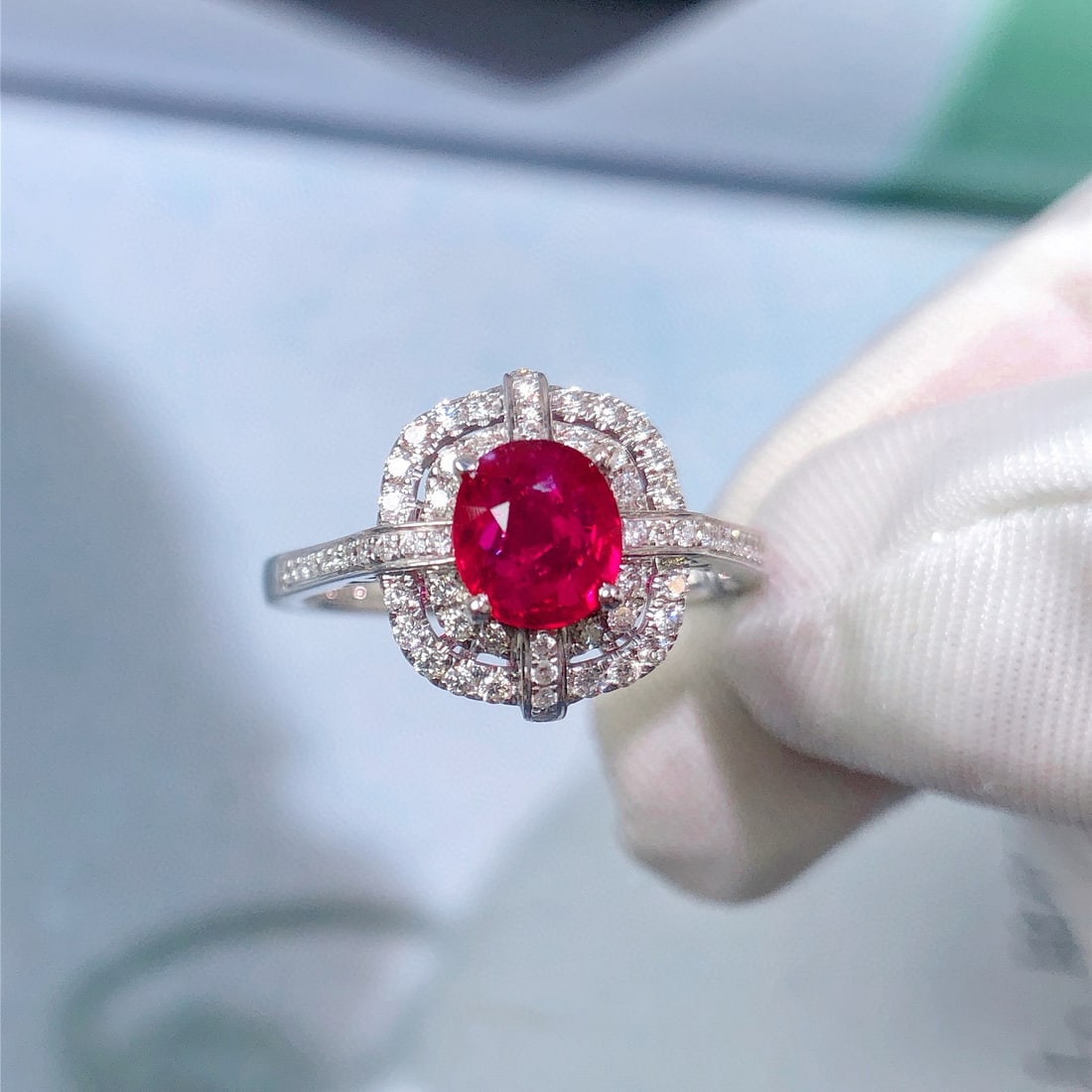 14k Gold 1.26 Ctw Natural Ruby & Diamond Ring: Ref:230938023 // gold content:14k gold // ring size:7. 25us // // main gemstone:ruby // shape:oval // carat weight:1. 01ct // color:pigeonblood red // treatment:natural // // adjacent gemstone 2 :