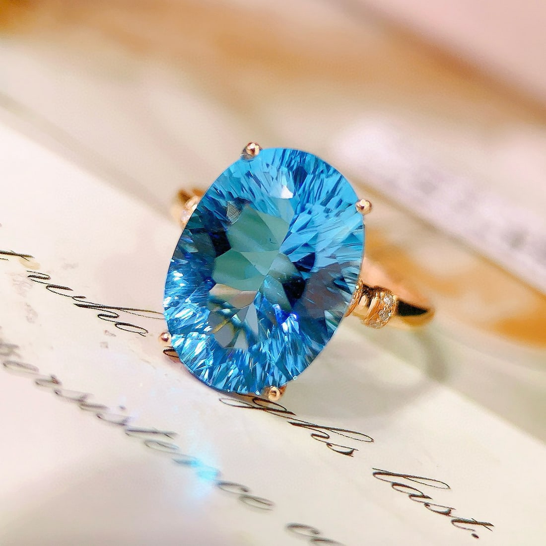 14k Gold 8.38 Ctw Natural Topaz & Diamond Ring - 4