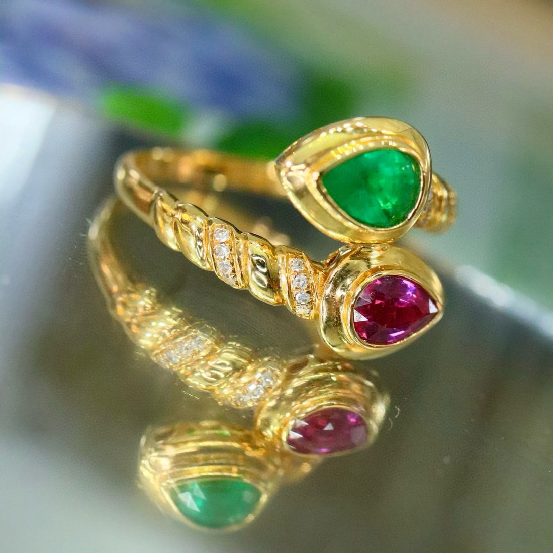 14k Gold 0.80 Ctw Natural Ruby & Emerald & Toi Et Moi Ring - 2