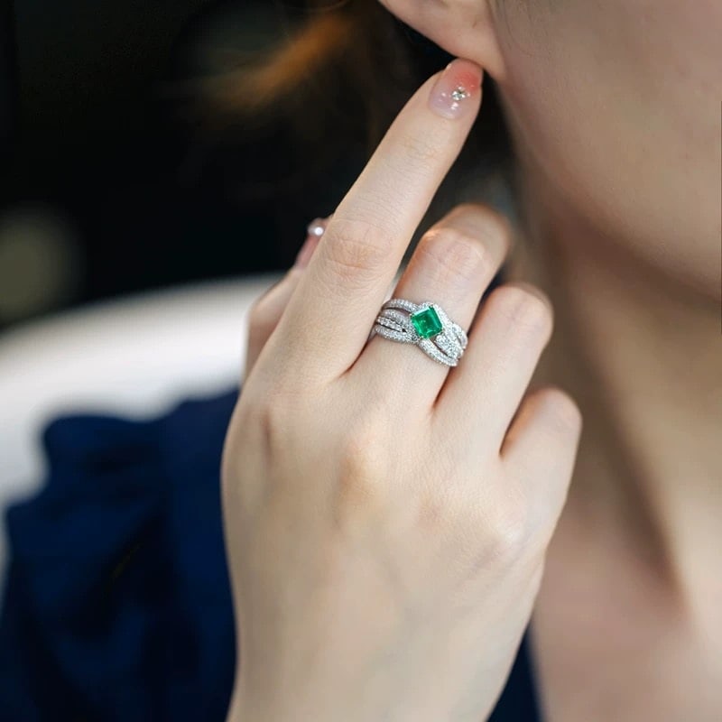 14k Gold 1.81 Ctw Vivid Green Natural Emerald & Diamond Ring - 2