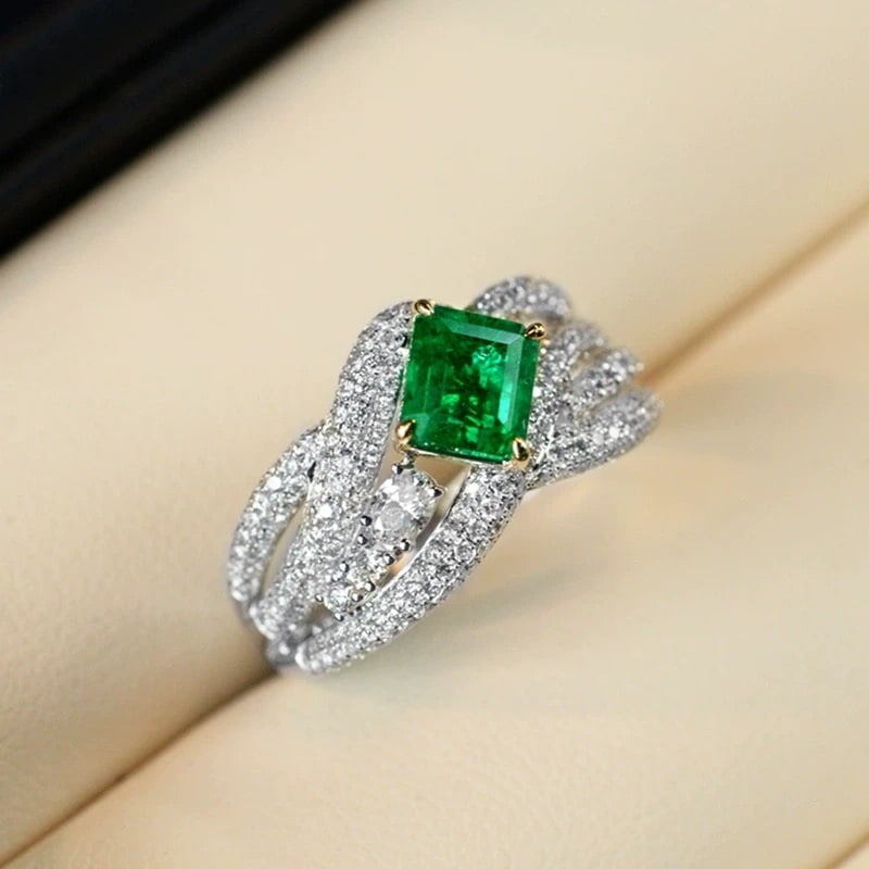 14k Gold 1.81 Ctw Vivid Green Natural Emerald & Diamond Ring - 4