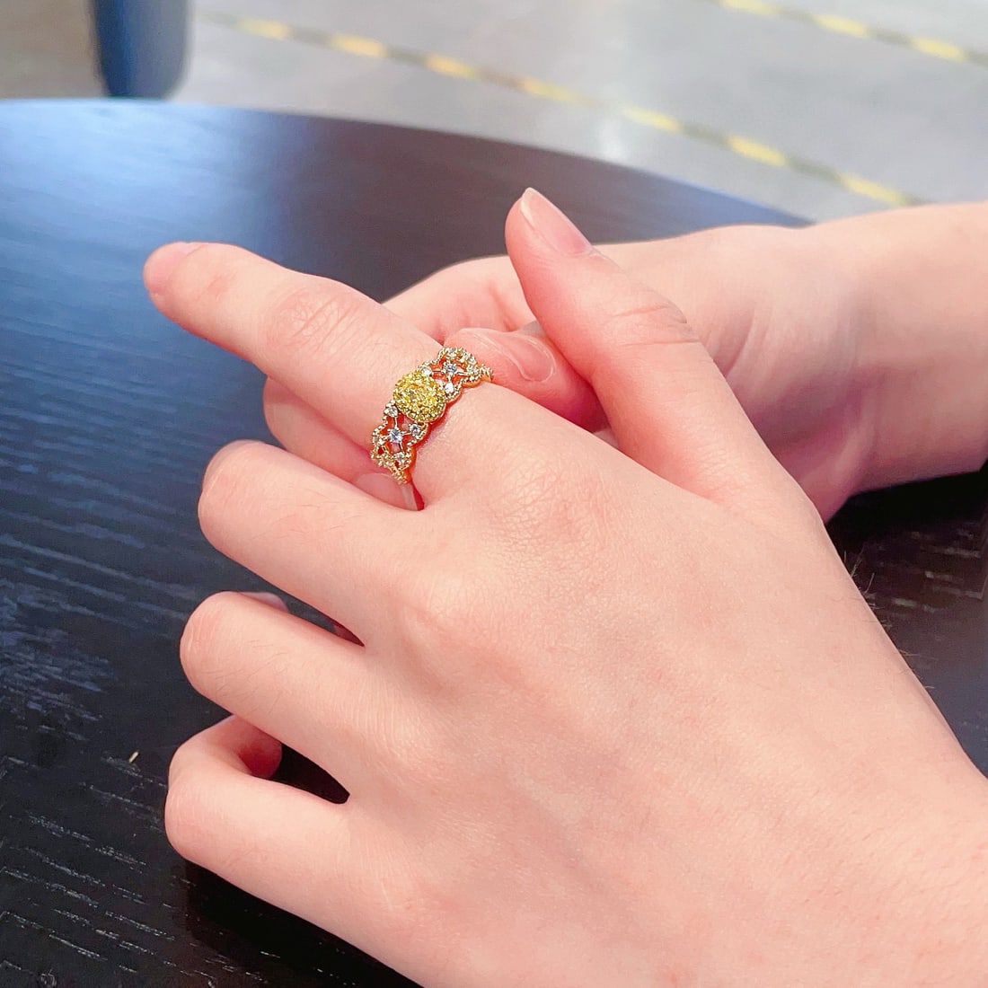 14k Gold 0.71 Ctw Natural Yellow Diamond & Diamond Ring - 2