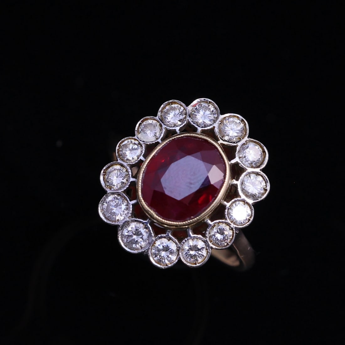 14k Gold 1.5 Ct Natural Ruby & Diamond Ring - 3