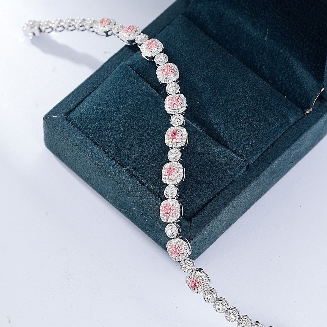 14k Gold 2.95 Ctw Natural Pink Diamond & Diamond Bracelet - 5