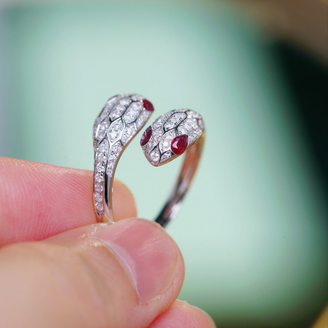 14k Gold 0.80 Ctw Vivid Red Natural Ruby & Diamond Ring - 6