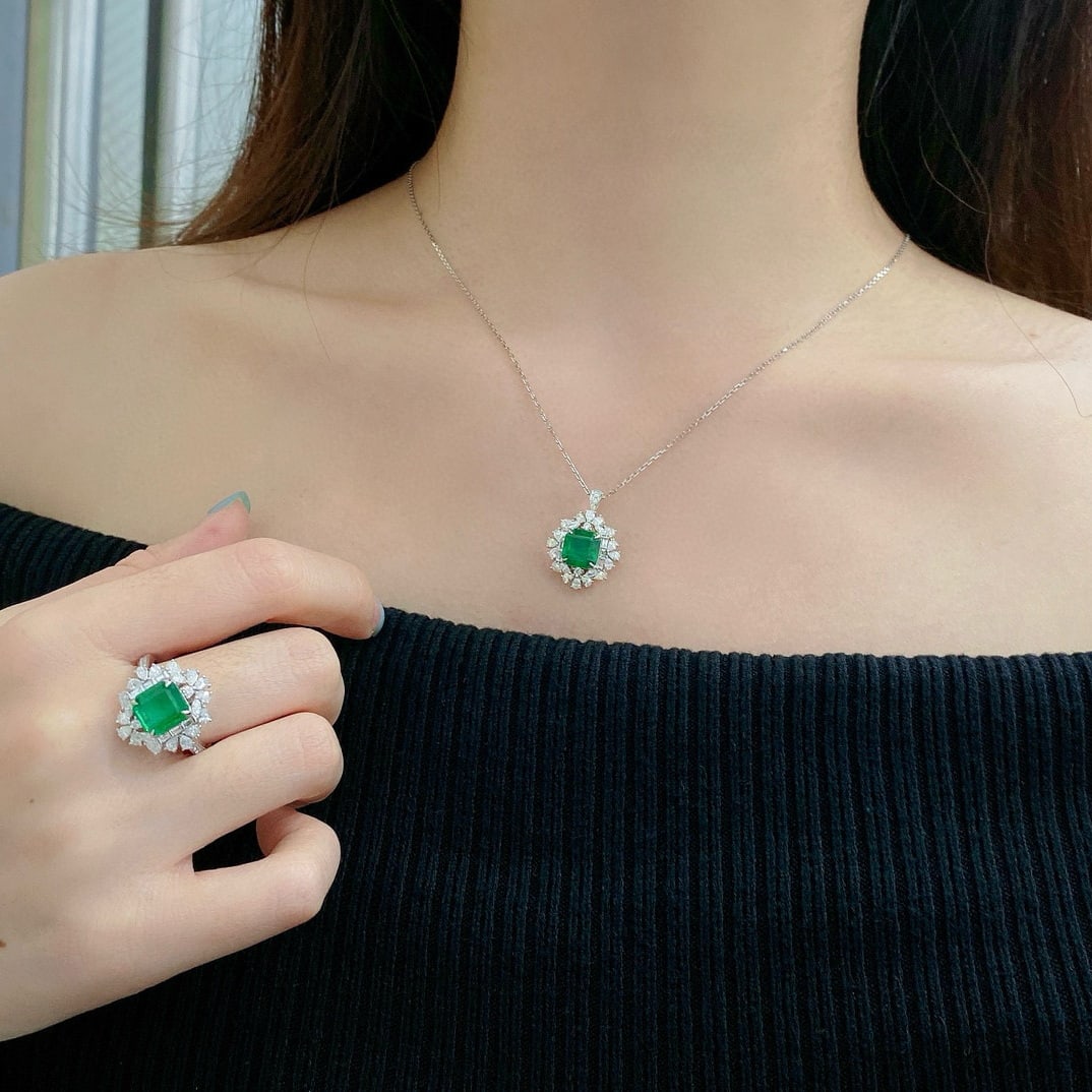 14k Gold 3.11 Ctw Vivid Green Natural Emerald & Diamond Ring/pendant( Without Chain ) - 3