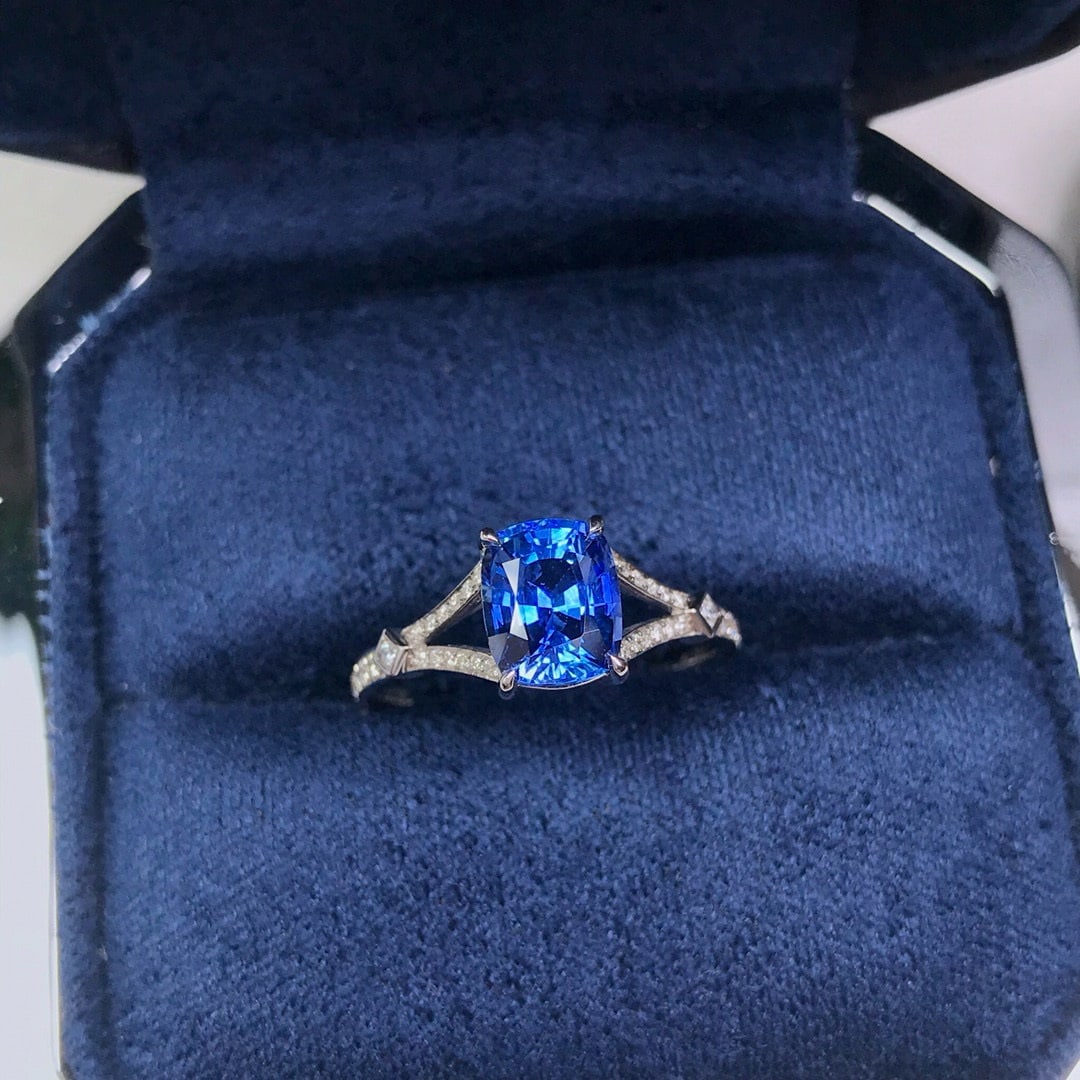 14k Gold 1.91 Ctw Natural Sapphire & Diamond Ring - 2