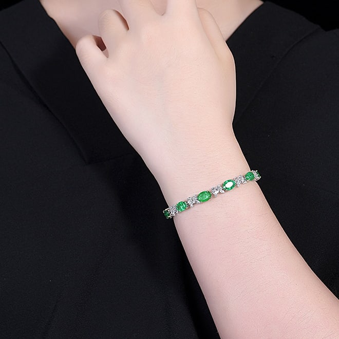 14k Gold 9.83 Ctw Vivid Green Natural Emerald & Sapphire Bracelet - 4