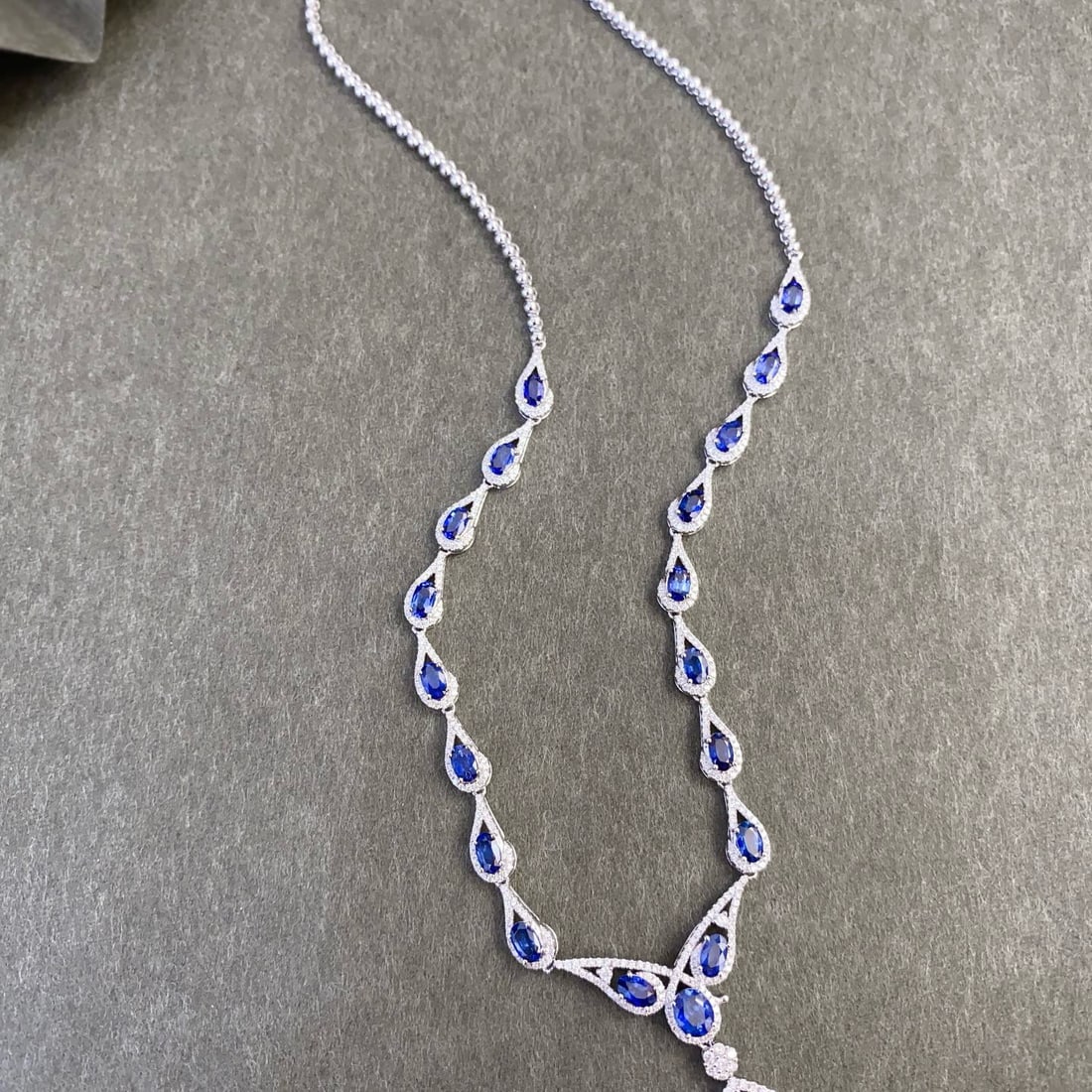 14k Gold 9.24 Ctw Natural Sapphire & Diamond Necklace - 4