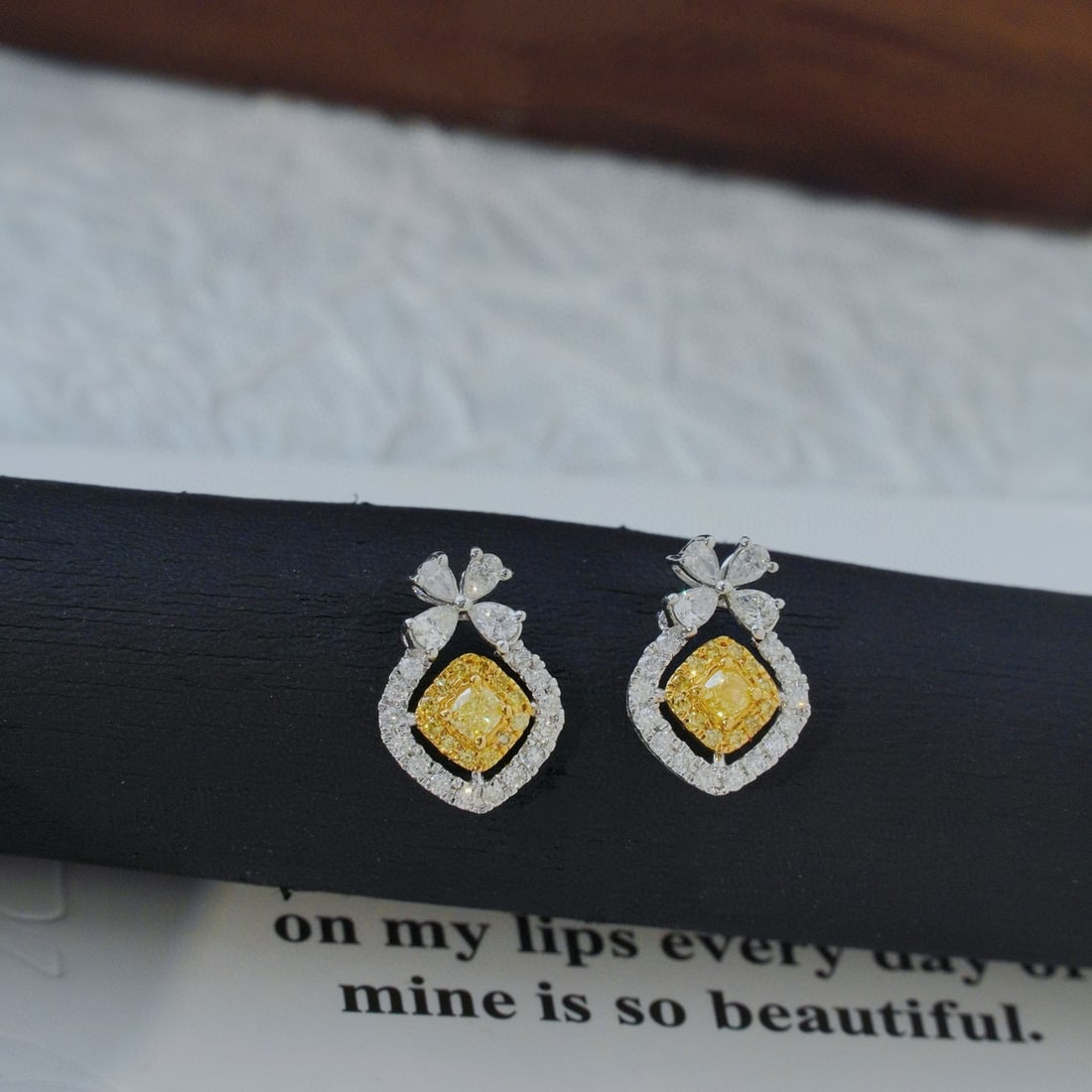 14k Gold 1.1 Ct Natural Color Diamond Earrings - 2