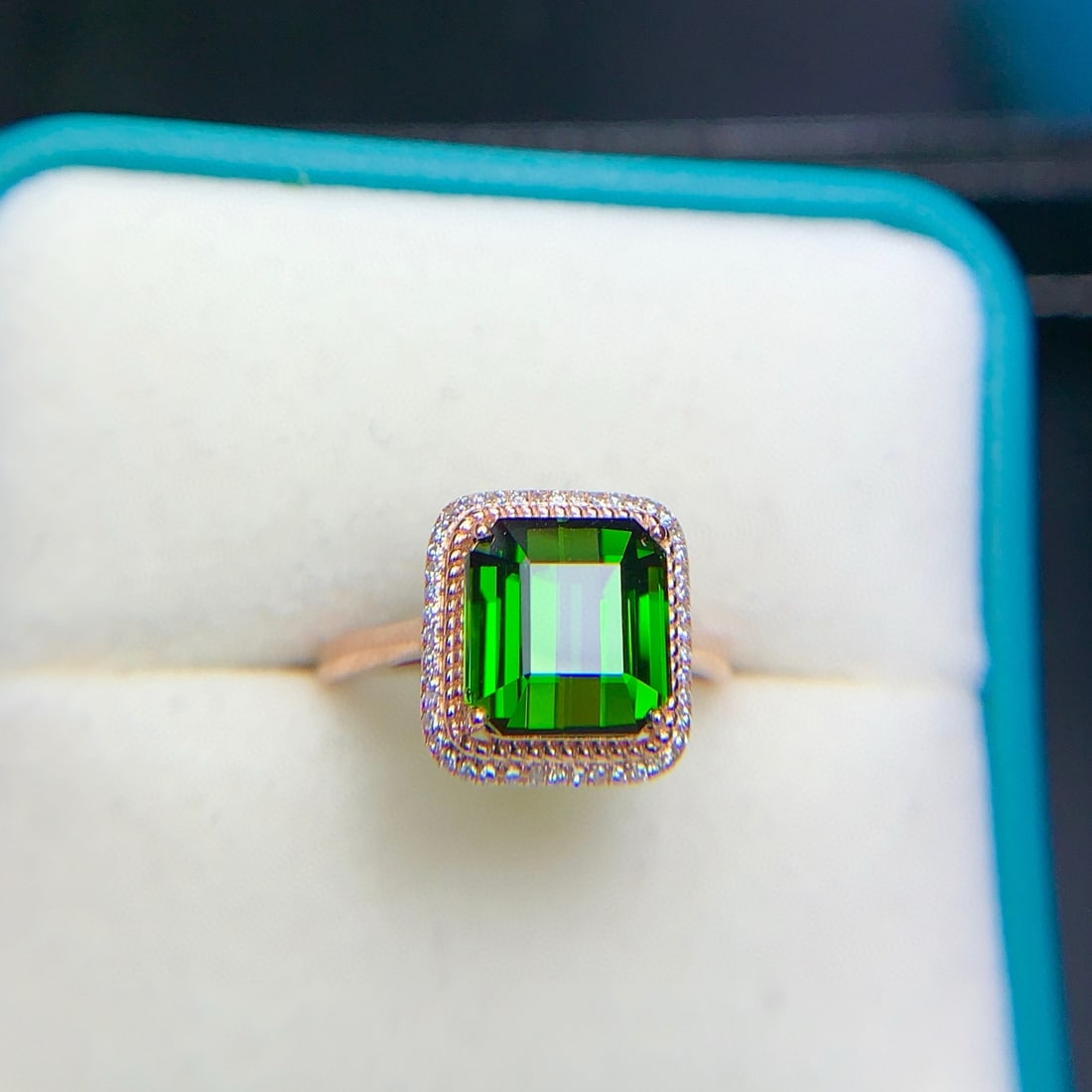 14k Gold 4.4 Ct Natural Tourmaline & Diamond Ring - 3