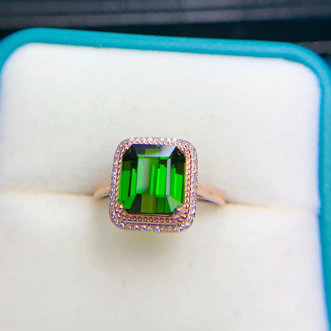 14k Gold 4.4 Ct Natural Tourmaline & Diamond Ring - 6