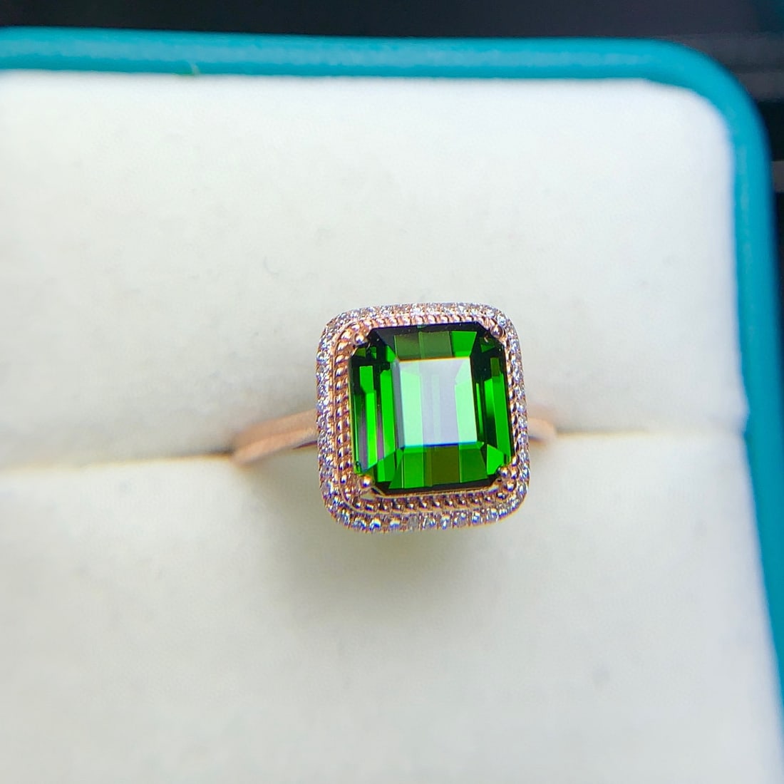 14k Gold 4.4 Ct Natural Tourmaline & Diamond Ring - 7