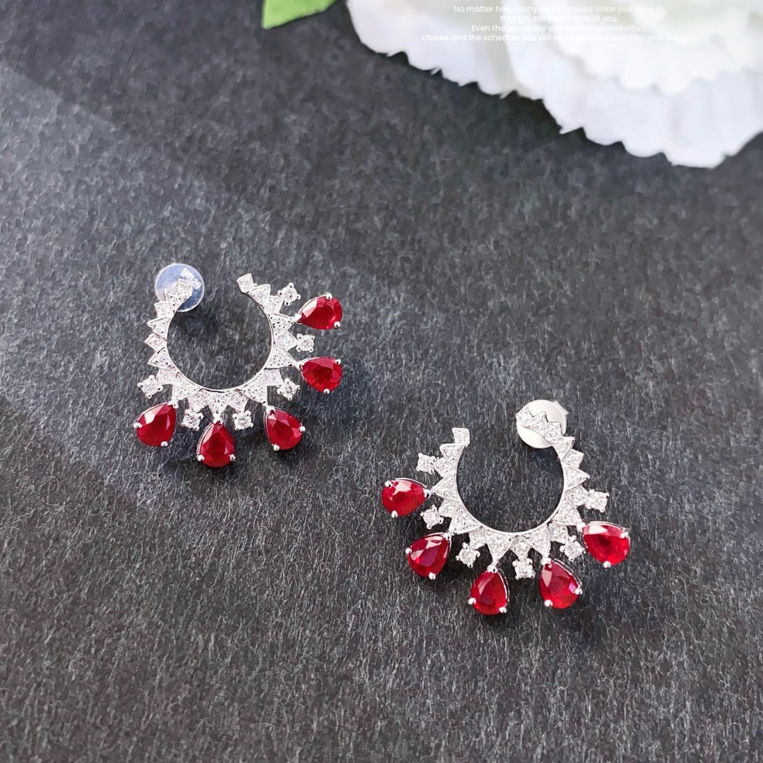 14k Gold 2.3 Ctw Vivid Red Natural Ruby & Diamond Earrings: Ref:230938111 // gold content:14k gold // main gemstone:ruby // shape:pear // carat weight:2ct // color:vivid red // treatment:natural // // adjacent gemstone 2 : diamond // shape:round // carat