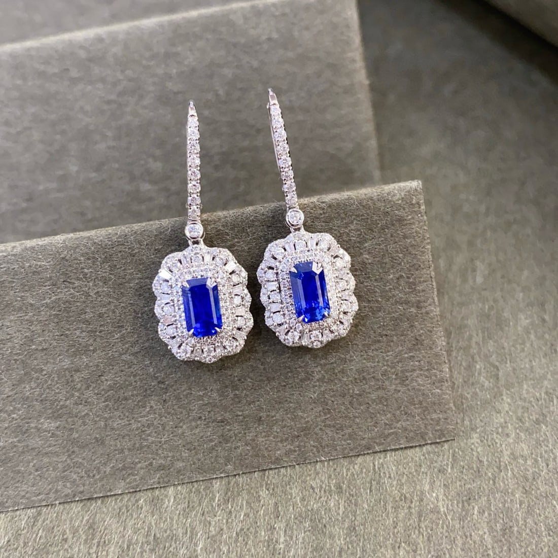 14k Gold 3.00 Ctw Natural Sapphire & Diamond Earrings - 4