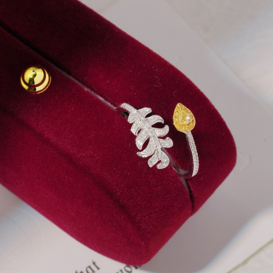 14k Gold 0.26 Ct Natural Color Diamond Ring - 2