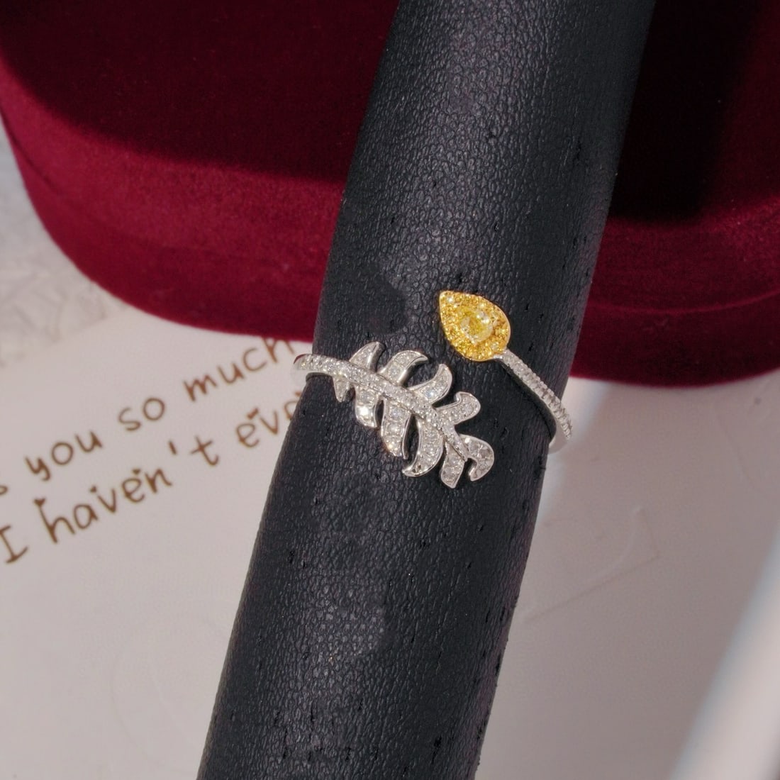 14k Gold 0.26 Ct Natural Color Diamond Ring - 3