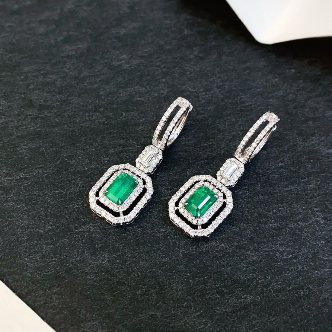 14k Gold 2.17 Ctw Vivid Green Natural Emerald & Diamond Earrings - 7