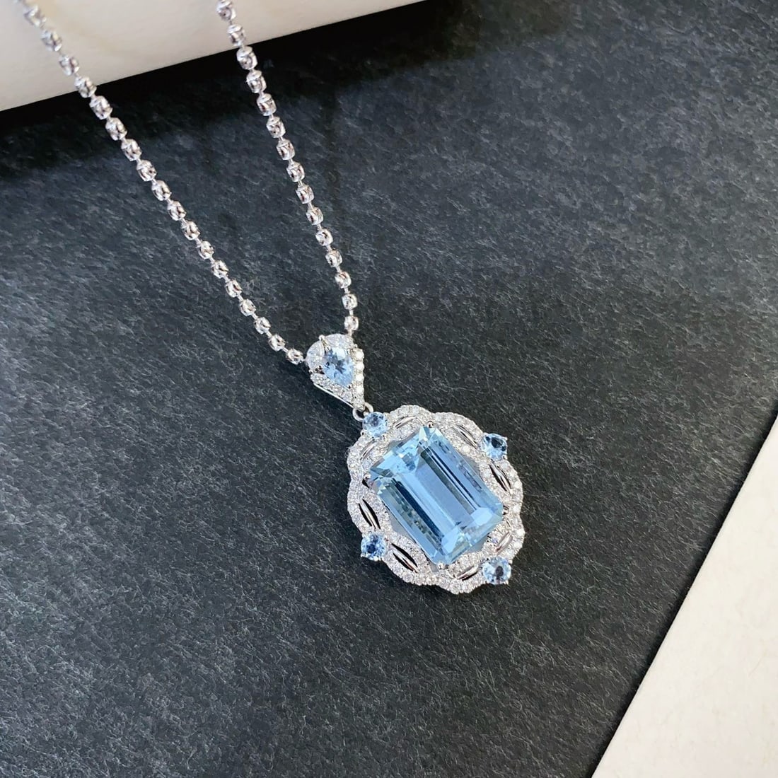 14k Gold 4.21 Ctw Natural Aquamarine & Diamond Pendant( Without Chain ) - 6