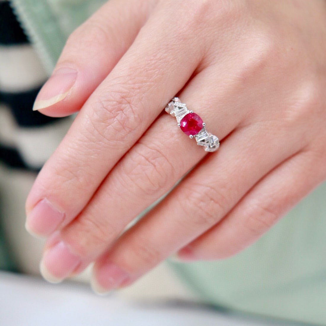 14k Gold 1.47 Ctw Intense Red Natural Ruby & Diamond Ring - 8