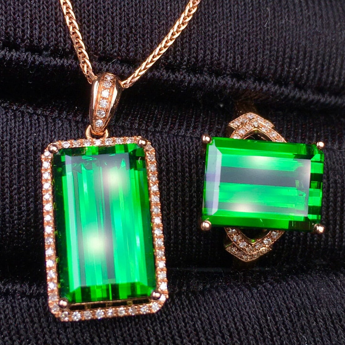 14k Gold 13.02 Ct Natural Tourmaline & Diamond Jewelry Set: Ref:230938152 // gold content:14k gold // ring size:7. 25us // // pendant(without chain) // main gemstone:tourmaline // shape:octagonal // carat weight:7. 9ct // color:green // treatment:natural // //