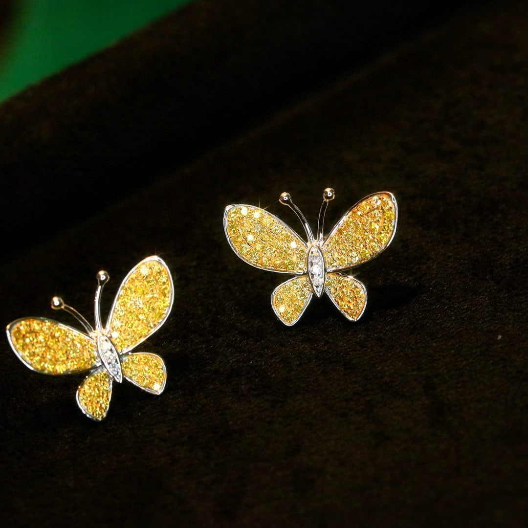 14k Gold 0.72 Ct Natural Yellow Diamond & Butterfly Earrings: Ref:230938155 // gold content:14k gold // main gemstone:diamond // shape:round // carat weight:0. 72ct // color:yellow // treatment:natural // cut grade:g // // adjacent gemstone 2 : diamond //