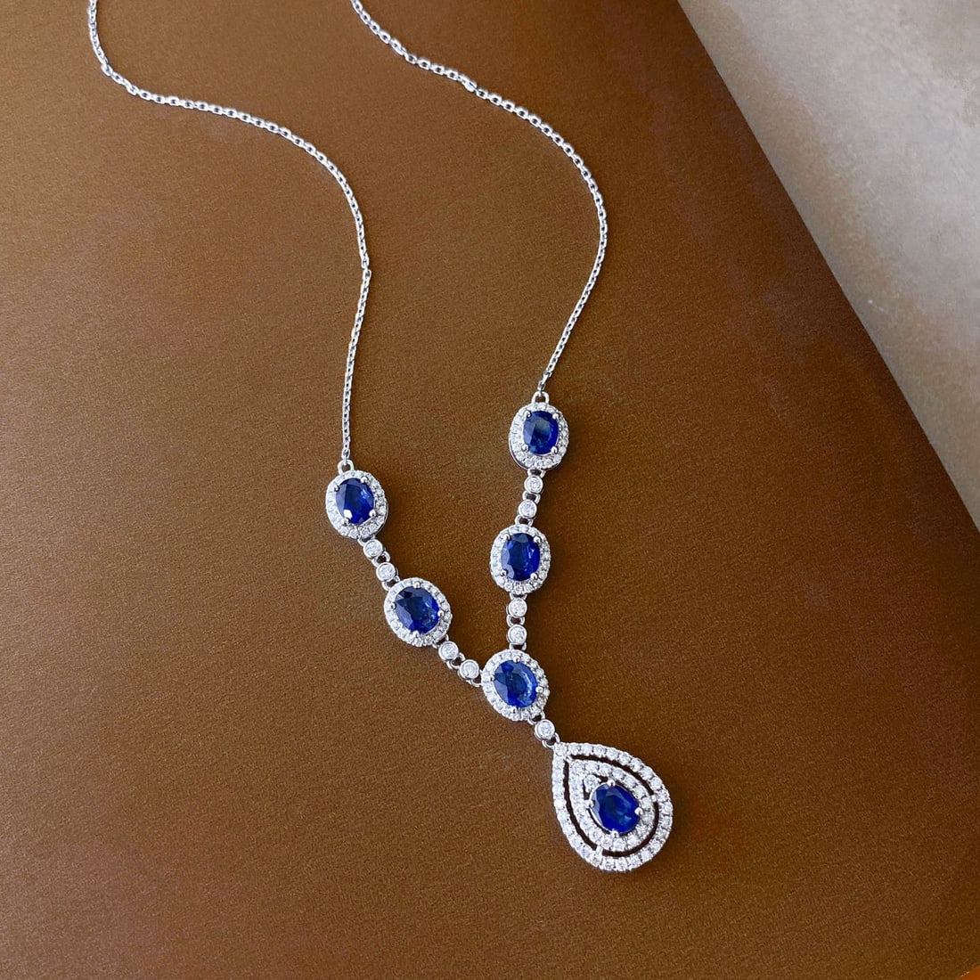 14k Gold 3.5 Ctw Natural Sapphire & Diamond Necklace - 2