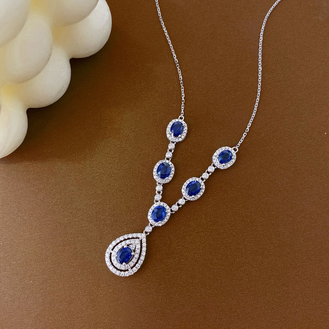 14k Gold 3.5 Ctw Natural Sapphire & Diamond Necklace - 6