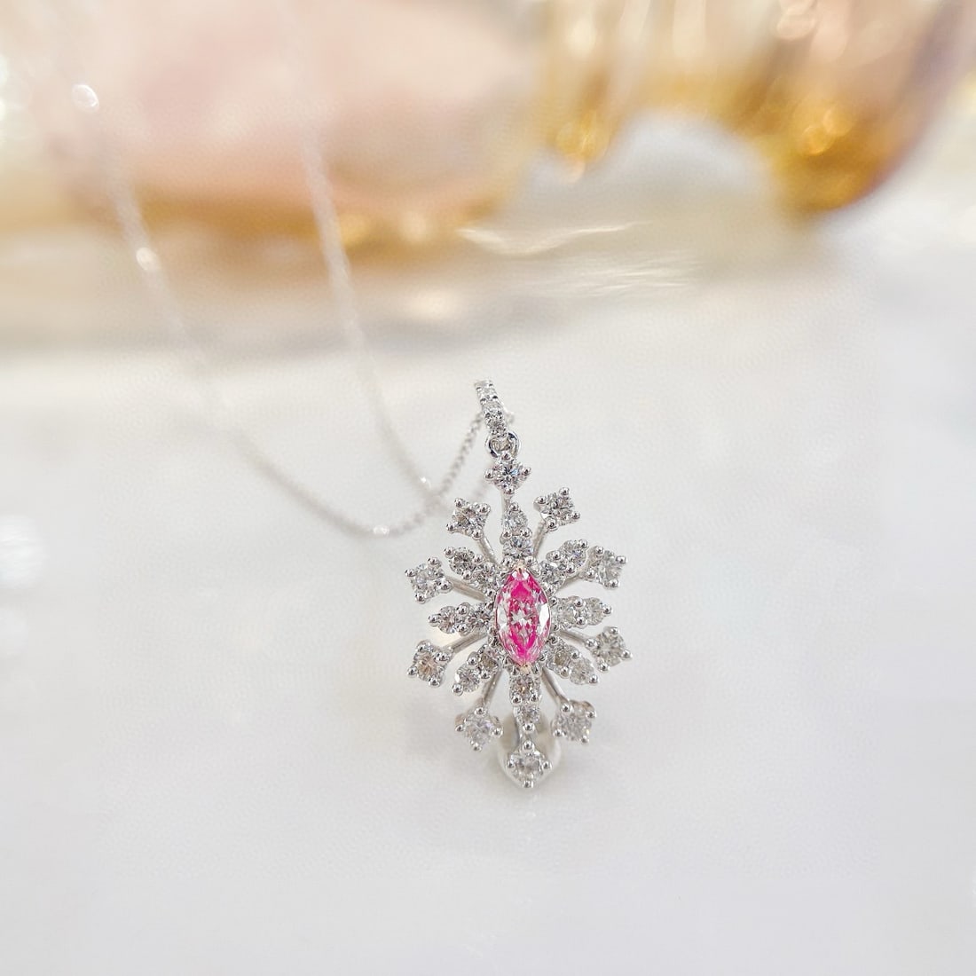 14k Gold 0.65 Ctw Natural Pink Diamond & Diamond Necklace: Ref:230938166 // gold content:14k gold // main gemstone:pink diamond // shape:marquise // carat weight:0. 13ct // color:pink // treatment:natural // // adjacent gemstone 2 : diamond // shape:round