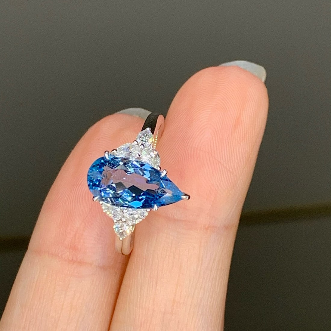 14k Gold 2.56 Ctw Natural Aquamarine & Diamond Ring - 2