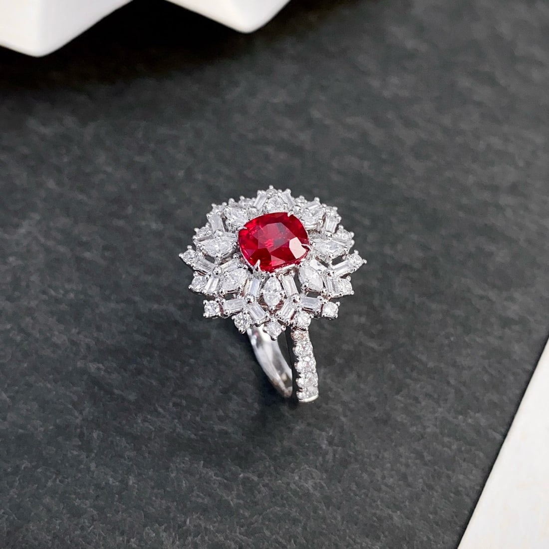 14k Gold 2.13 Ctw Natural Ruby & Diamond Ring - 2