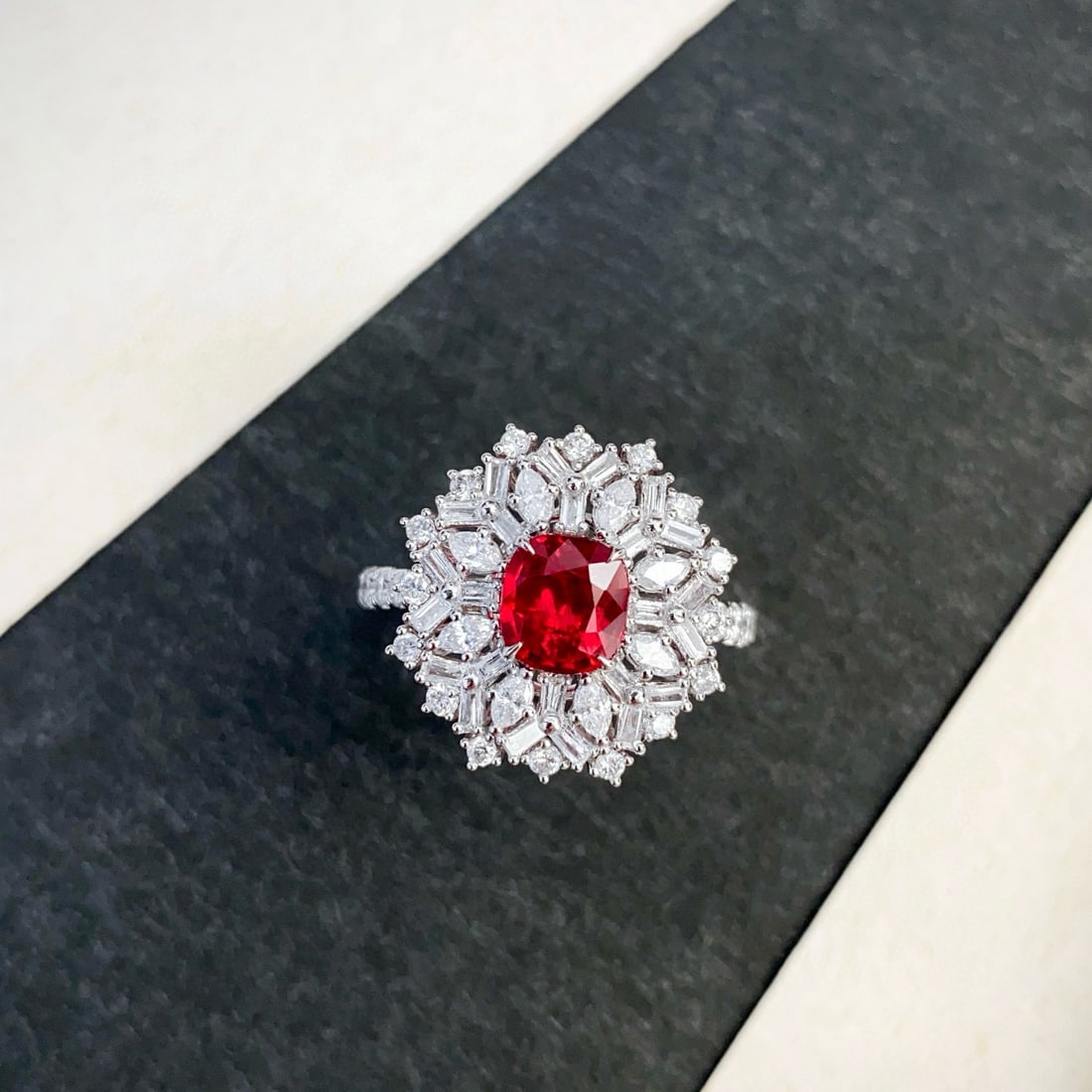 14k Gold 2.13 Ctw Natural Ruby & Diamond Ring - 3