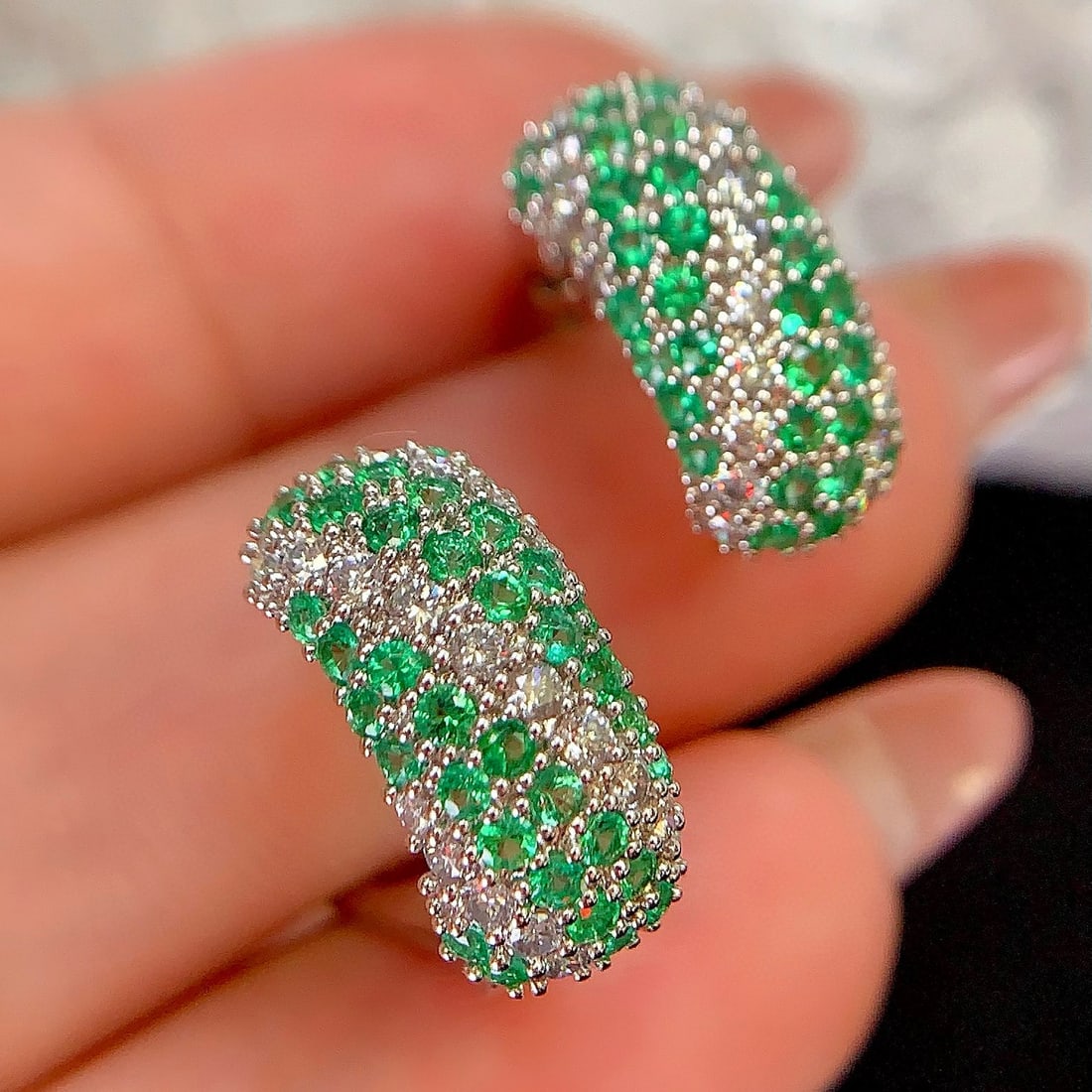 14k Gold 1.78 Ctw Vivid Green Natural Emerald & Diamond Earrings - 5