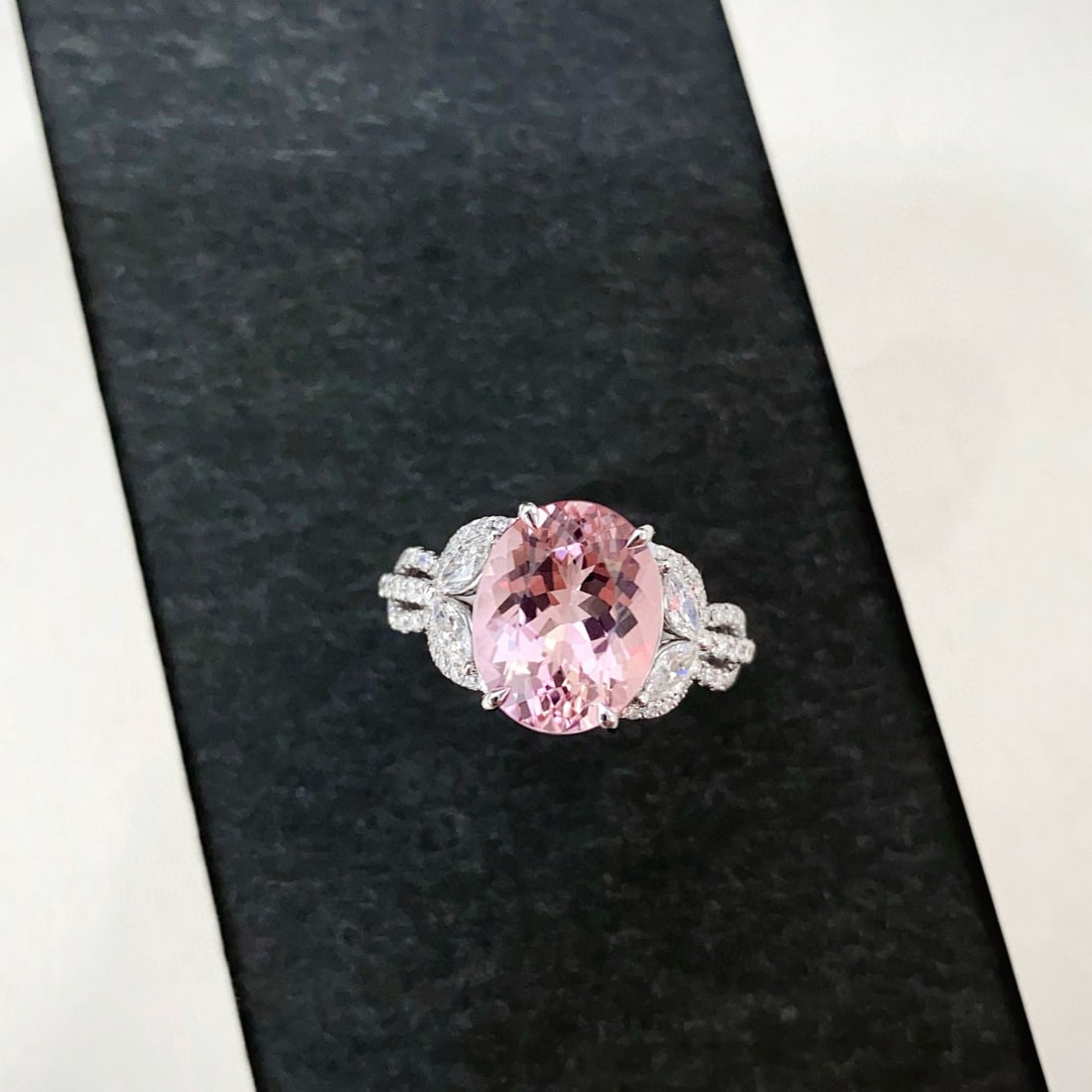 14k Gold 4.56 Ctw Natural Morganite & Diamond Ring - 2